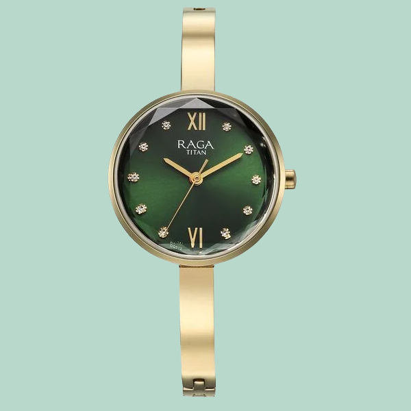 Titan Raga Showstopper Quartz Analog Green Dial Metal Strap Watch for Women nt95271ym01 Women's Watch